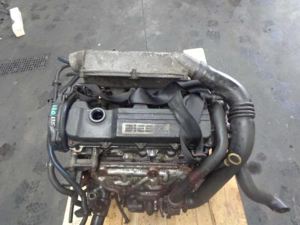 MOTEUR OPEL 1.5 OU 1.7 TD - Vue 1